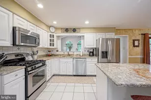 109 Chadds Ford Ct, Sewell, NJ 08080 - Photo 10