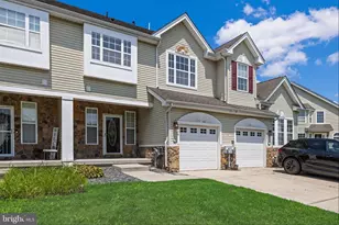 305 Keswick Dr, Woolwich Township, NJ 08085 - Photo 2