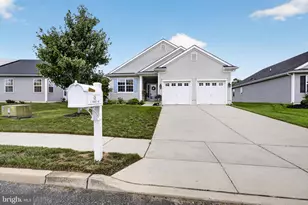 48 E Dehart Ave, Clayton, NJ 08312 - Photo 2
