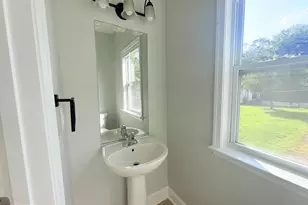 8 Mechanic St, Swedesboro, NJ 08085 - Photo 8