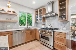 276 Greentree Rd, Sewell, NJ 08080 - Photo 10
