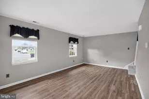 41 Fostertown Ln, Harrison Township, NJ 08062 - Photo 4