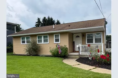 118 Franklin Street, Swedesboro, NJ 08085 - Photo 1