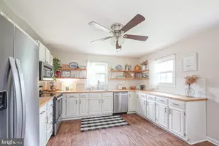 470 Prosser Ave, Monroe Township, NJ 08094 - Photo 10