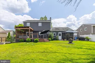 5 Cambridge Dr, West Deptford, NJ 08096 - Photo 4