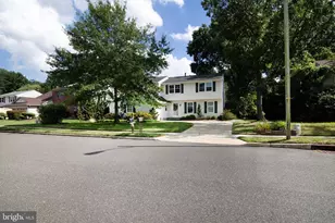223 Champion Way, Sewell, NJ 08080 - Photo 2