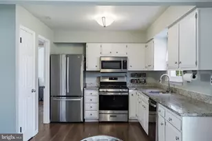 773 Richmond Dr, Washington Township, NJ 08012 - Photo 12