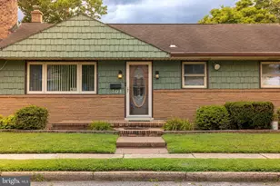 301 Lincoln Ave, Paulsboro, NJ 08066 - Photo 1