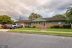 301 Lincoln Ave, Paulsboro, NJ 08066 - Photo 2