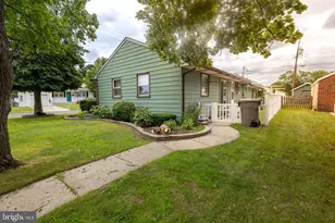 301 Lincoln Ave, Paulsboro, NJ 08066 - Photo 18