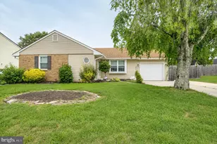 966 N Beecham Rd, Monroe Township, NJ 08094 - Photo 2