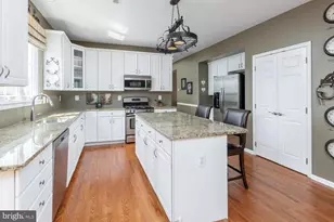 1104 Jasmine Ct, Harrison Township, NJ 08062 - Photo 8
