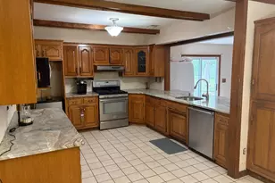 6 Hercules Ct, Sewell, NJ 08080 - Photo 4