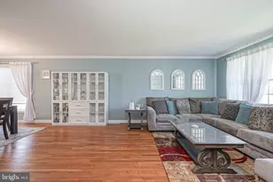 2 Cedar Cir, West Deptford, NJ 08096 - Photo 4