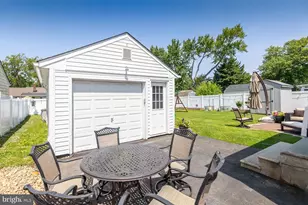 1177 Lawnton Ave, West Deptford, NJ 08096 - Photo 8