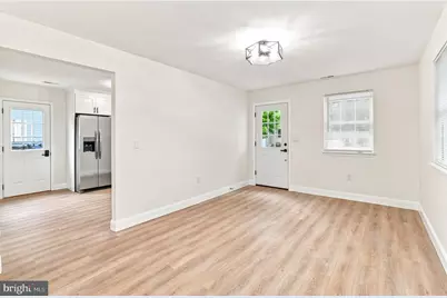 23 E Buck Street, Paulsboro, NJ 08066 - Photo 10