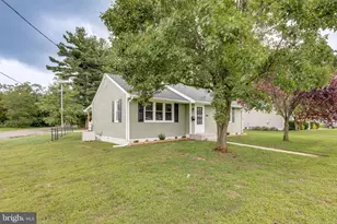 160 E Monmouth Ave, Sewell, NJ 08080 - Photo 2