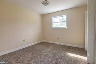 29 Fomalhaut Ave, Blackwood, NJ 08012 - Photo 14