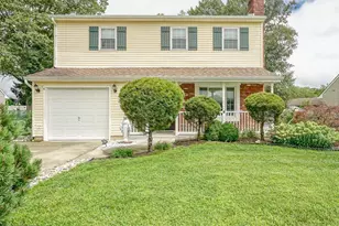 908 N Beecham Rd, Monroe Township, NJ 08094 - Photo 1