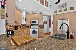 15 Skyline Cir, Sewell, NJ 08080 - Photo 14