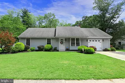 570 Greenbriar Drive, Monroe Township, NJ 08094 - Photo 1