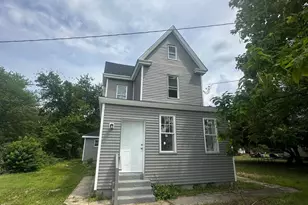 357 Mantua Ave, Paulsboro, NJ 08066 - Photo 1
