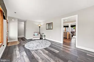 8 Collins Ln, Sewell, NJ 08080 - Photo 6