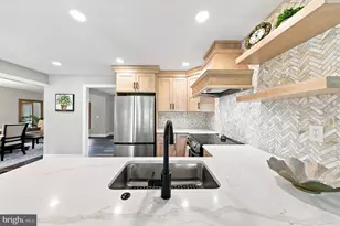 8 Collins Ln, Sewell, NJ 08080 - Photo 14