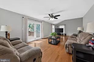 8 Sweetbriar Ct, Harrison Township, NJ 08062 - Photo 12