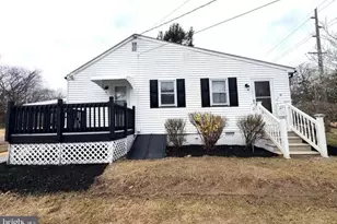 31 Mantua Rd, East Greenwich Township, NJ 08061 - Photo 1