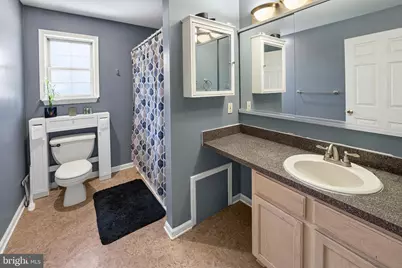 33 Salisbury Way, Logan Township, NJ 08085 - Photo 16