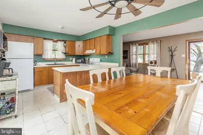 328 Garden Avenue, Clayton, NJ 08312 - Photo 4