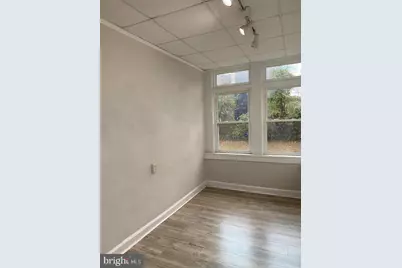 110 W Monroe Street, Paulsboro, NJ 08066 - Photo 6