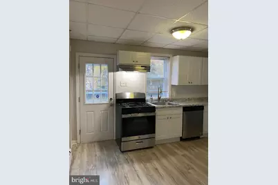 110 W Monroe Street, Paulsboro, NJ 08066 - Photo 10