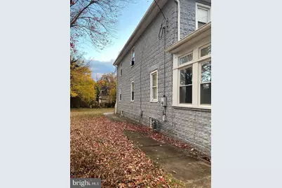 110 W Monroe Street, Paulsboro, NJ 08066 - Photo 2