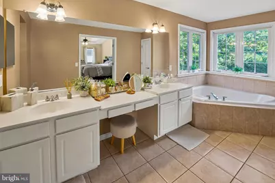 628 Forsythia Drive, Franklin Township, NJ 08360 - Photo 32