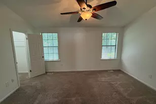 1042 Baywood Dr, Monroe Township, NJ 08094 - Photo 10
