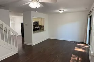 1042 Baywood Dr, Monroe Township, NJ 08094 - Photo 8