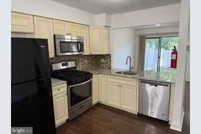 1042 Baywood Drive, Monroe Township, NJ 08094 - Photo 4