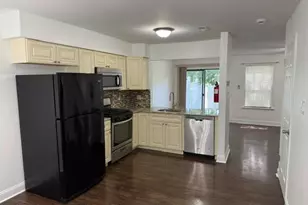 1042 Baywood Dr, Monroe Township, NJ 08094 - Photo 4