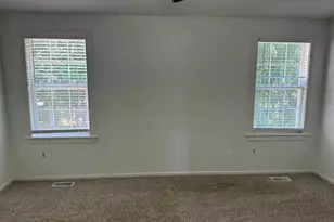 1070 Baywood Dr, Monroe Township, NJ 08094 - Photo 10