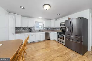 242 N Main St, Harrison Township, NJ 08062 - Photo 6