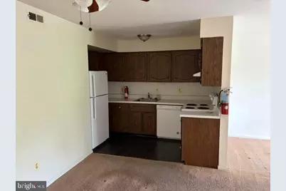 143 Delaware Street #7-B, Woodbury, NJ 08096 - Photo 4