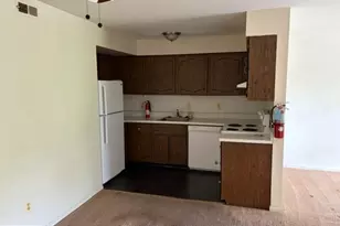 143 Delaware St, Woodbury, NJ 08096 - Photo 4