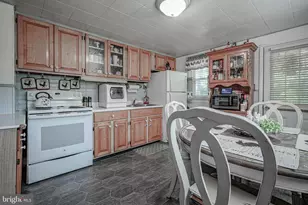 146 Haines Ave, East Greenwich Township, NJ 08061 - Photo 4