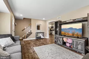1608 Holly Pkwy, Monroe Township, NJ 08094 - Photo 8