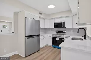 27 Tallowood Dr, Glassboro, NJ 08028 - Photo 18
