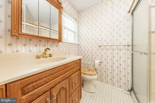 39 Knollwood, Deptford, NJ 08096 - Photo 16