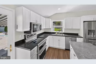 237 Windsor Lane, Westville, NJ 08093 - Photo 10