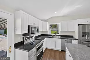 237 Windsor Ln, Westville, NJ 08093 - Photo 10